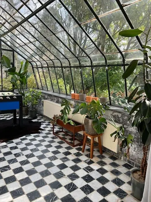 Charmante Maison Dans Un Coin De Verdure A Boitsfort بروكسل بيت للعطل